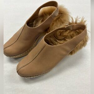 Rachel Comey Tan Leather and‎ Alpaca Fur Clogs Sz. 8.5